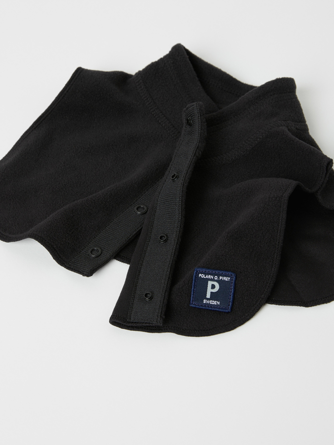 Polokrage fleece ensfarget