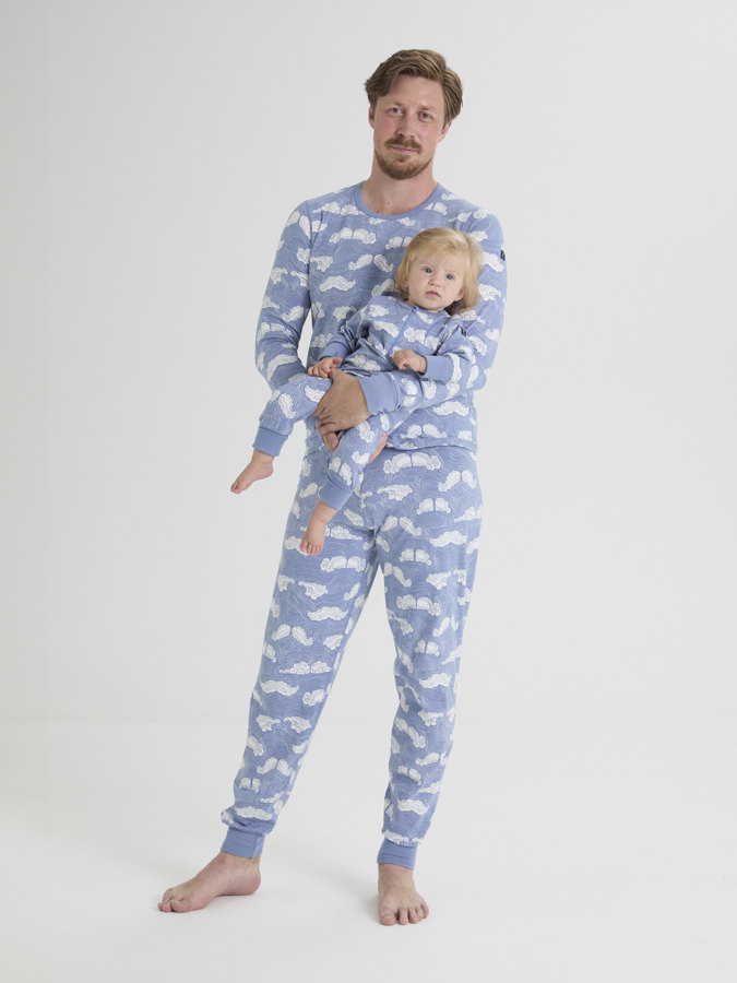 Hel pyjamas barter