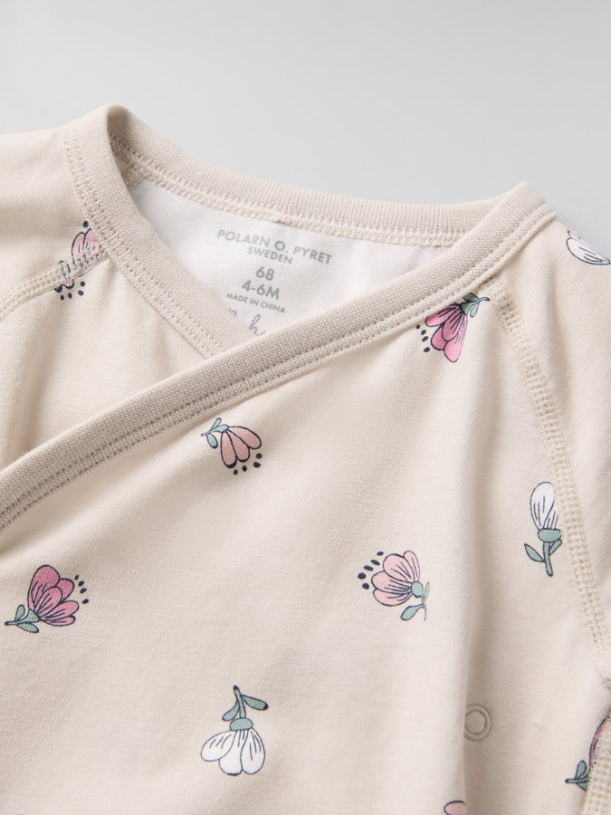 Omslagsbody blomstret Omslagsbody blomstret