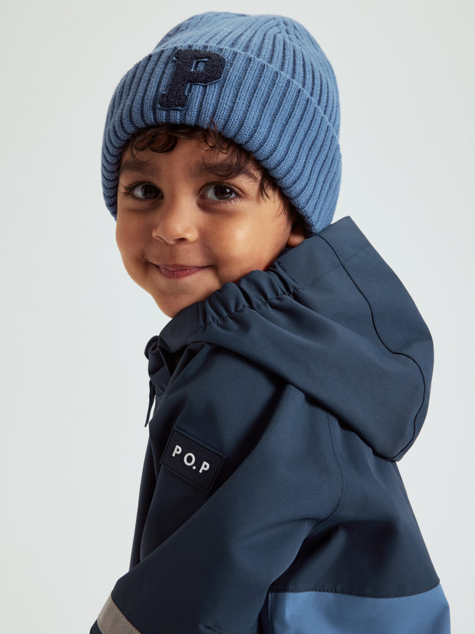 Ribbestrikket lue P-applikasjon Ribbestrikket lue P-applikasjon