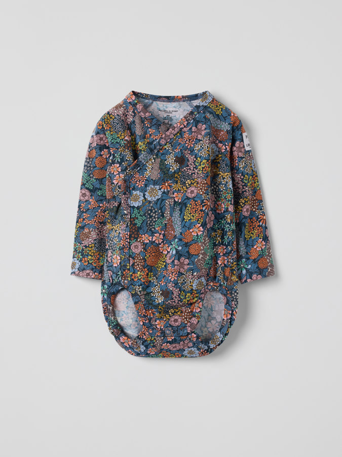 Omslagsbody LIBERTY Omslagsbody LIBERTY